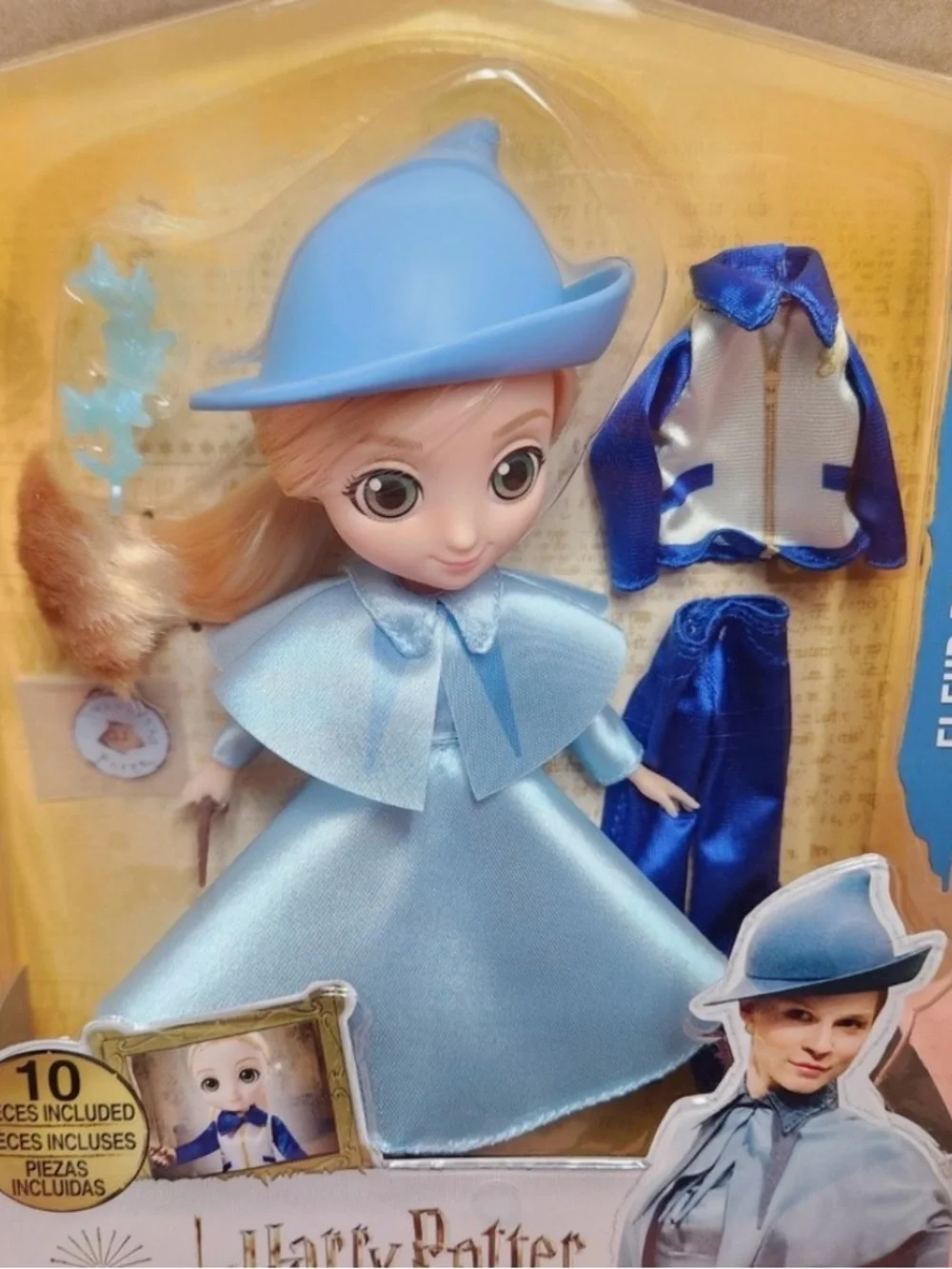 Warner Bros. Light Blue Witch Doll with Hat and Outfit